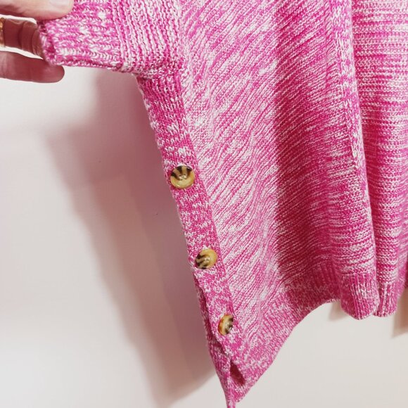 Lane Bryant, Sweater Wrap, Size 22/24, Pink/White Weave, Button Detail on Sides - Picture 4 of 15